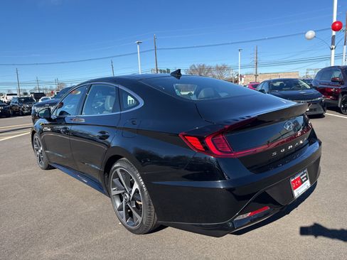 Used 2023 Hyundai Sonata SEL Plus w/ Preferred Accessory Package image 7