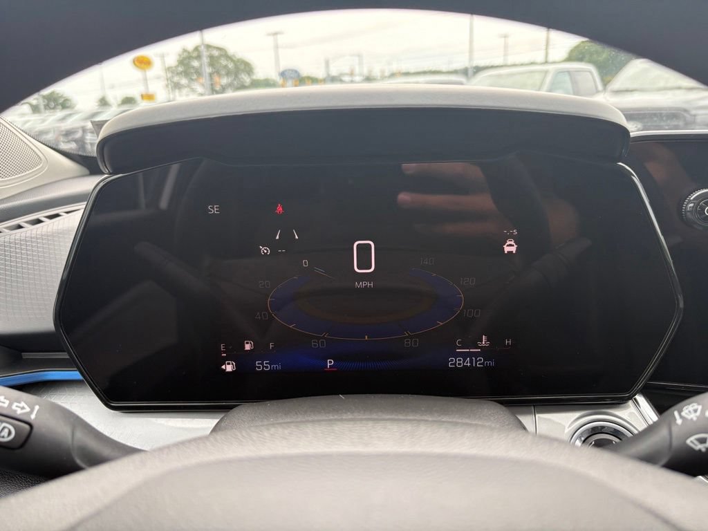 Used 2025 Chevrolet Trax LT FWD image 30