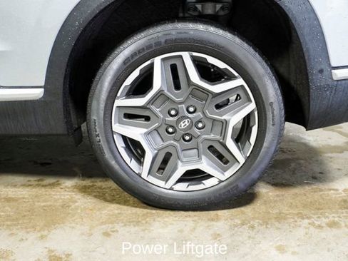 Used 2022 Hyundai Santa Fe Limited image 7