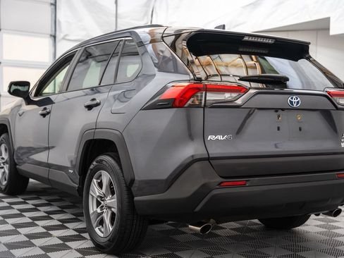 Certified 2024 Toyota RAV4 XLE w/ Convenience Package AWD/4WD image 7