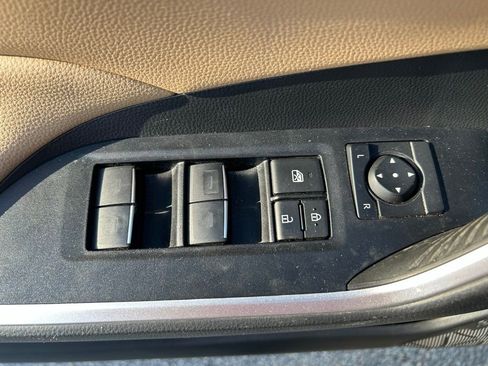 Used 2023 Toyota RAV4 XLE Premium FWD image 17