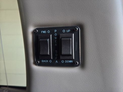 New 2025 GMC Savana 2500 image 38