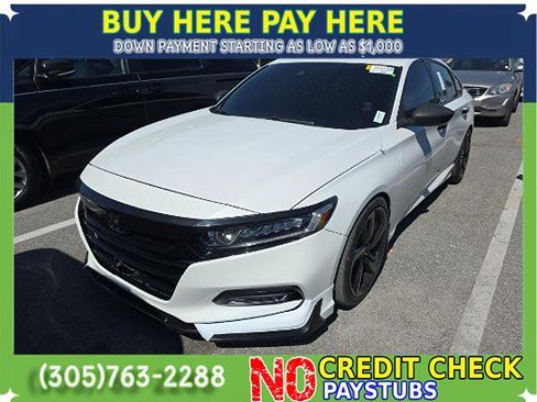 Used 2018 Honda Accord Sport image 2