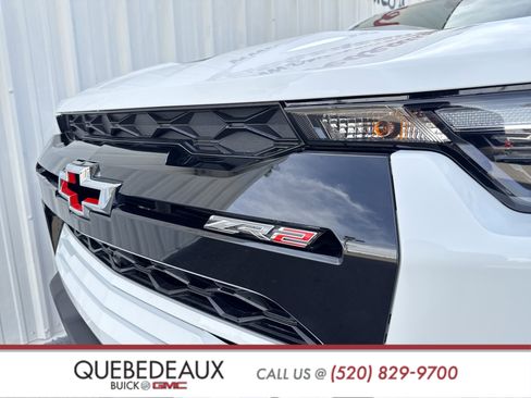 Used 2024 Chevrolet Colorado ZR2 w/ Technology Package image 9