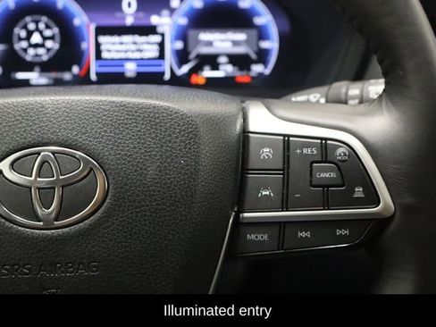 Used 2024 Toyota Grand Highlander FWD image 26