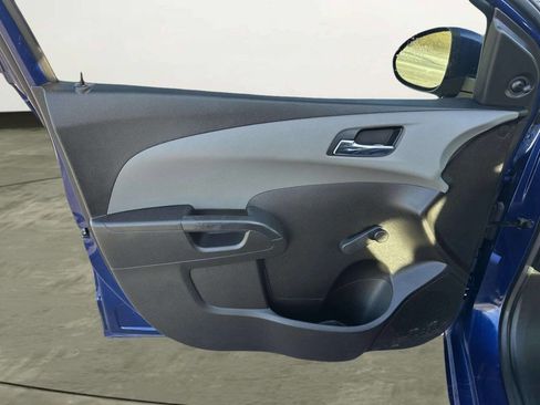 Used 2012 Chevrolet Sonic LS image 10