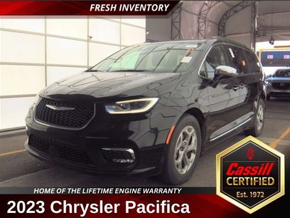 Used 2023 Chrysler Pacifica Limited