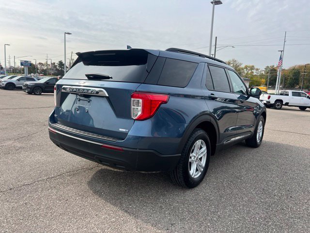 Certified 2020 Ford Explorer XLT w/ Comfort Package AWD/4WD image 4