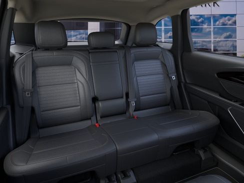 New 2026 Lincoln Nautilus Reserve AWD/4WD image 11