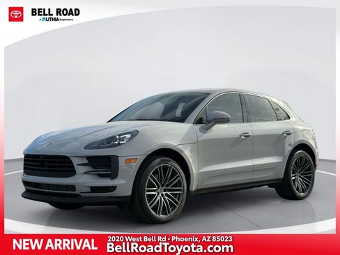 Used 2020 Porsche Macan AWD/4WD image 1