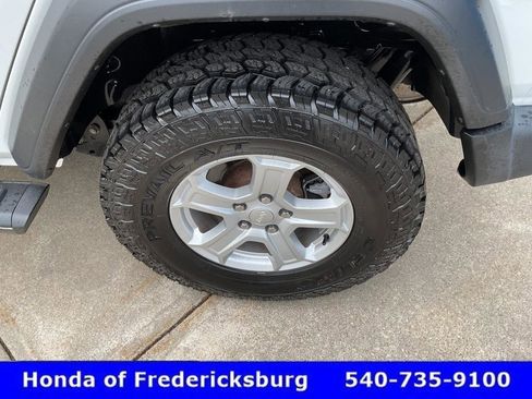 Used 2021 Jeep Wrangler Unlimited Sport AWD/4WD image 11