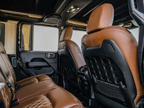 Used 2021 Jeep Wrangler Unlimited Rubicon image 94