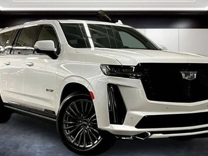 Used 2024 Cadillac Escalade ESV V