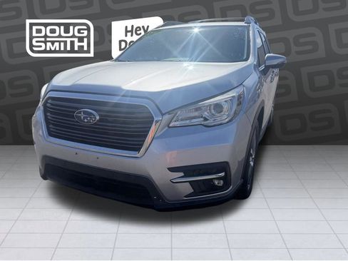 Used 2020 Subaru Ascent Limited image 1