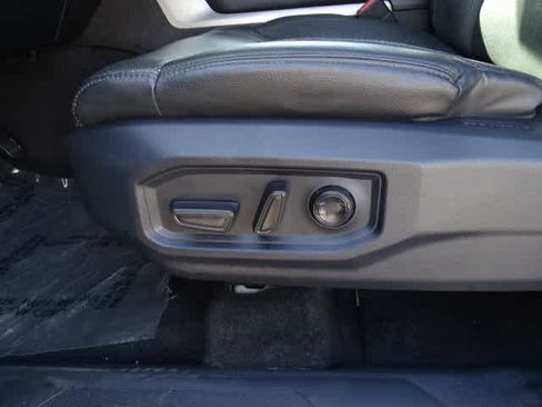 Used 2023 Toyota Tundra Limited w/ Power Package RWD image 18