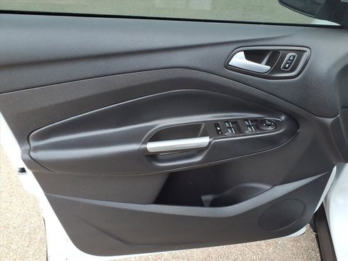 Certified 2019 Ford Escape SE image 13