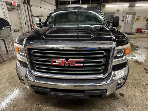 Used 2015 GMC Sierra 2500 SLE w/ SLE Preferred Package image 8