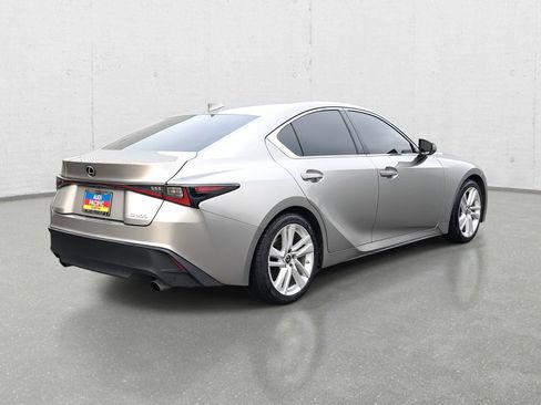 Used 2021 Lexus IS 300 image 5