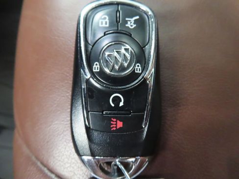 Used 2018 Buick Enclave Avenir w/ Avenir Technology Package AWD/4WD image 63