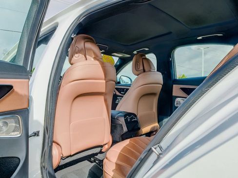 Certified 2024 Mercedes-Benz E 350 4MATIC Sedan image 22