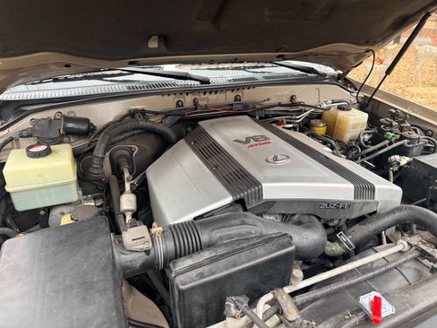 Used 2001 Lexus LX 470 4WD image 47