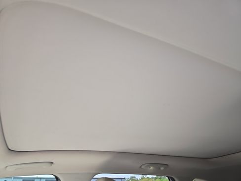 Certified 2023 Kia Sorento S w/ Panoramic Sunroof Package image 22