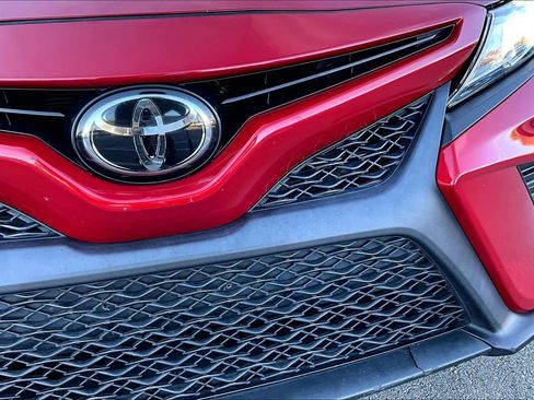 Used 2019 Toyota Camry SE image 28