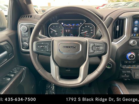 Used 2021 GMC Sierra 1500 Denali w/ Denali Ultimate Package AWD/4WD image 12