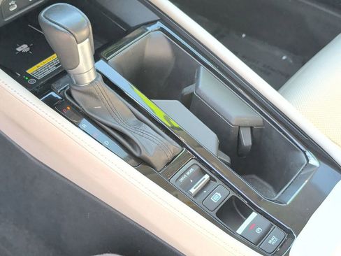 Used 2023 Honda Accord Touring image 24