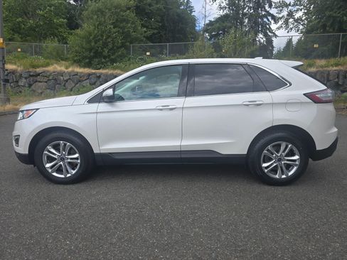 Used 2018 Ford Edge SEL w/ Canadian Touring Package AWD/4WD image 3