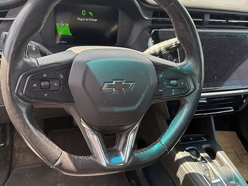 Used 2023 Chevrolet Bolt LT FWD image 4