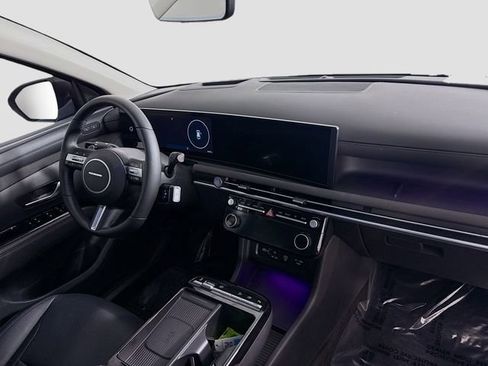 Used 2025 Hyundai Tucson Limited image 30