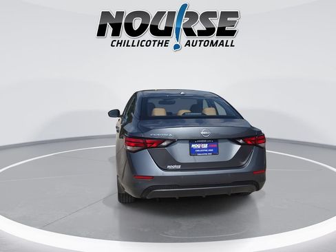 Used 2025 Nissan Sentra SV w/ SV Premium Package FWD image 7