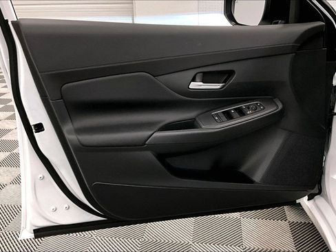 New 2026 Nissan Sentra SV w/ SV Convenience Package FWD image 29