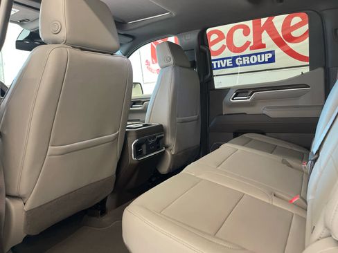 New 2026 GMC Sierra 1500 SLT w/ SLT Premium Plus Package image 23