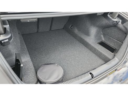 New 2026 BMW 530i w/ M Sport Package RWD image 16