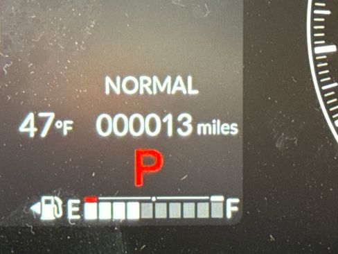 New 2026 Honda HR-V LX image 18