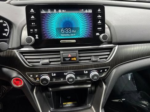 Used 2021 Honda Accord Touring image 20