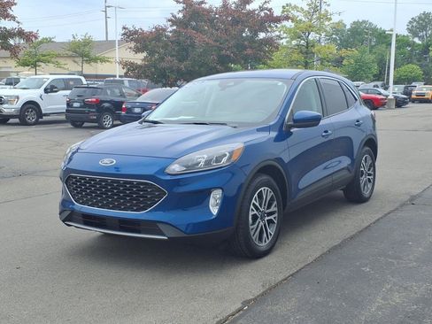 Certified 2022 Ford Escape SEL image 3