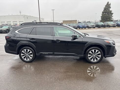 Certified 2023 Subaru Outback Limited image 2