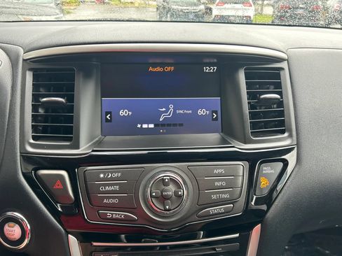 Used 2020 Nissan Pathfinder SV AWD/4WD image 8