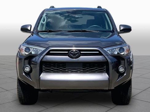 Used 2021 Toyota 4Runner SR5 RWD image 4