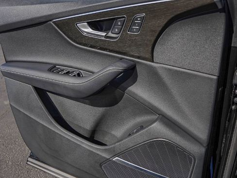 Used 2025 Audi Q7 3.0T Premium Plus w/ Premium Plus Package image 21