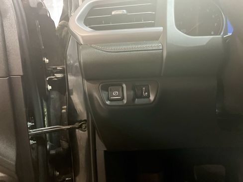 Used 2023 GMC Acadia AT4 w/ Trailering Package AWD/4WD image 10