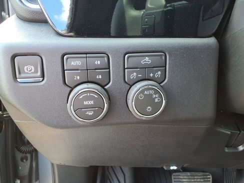 New 2026 Chevrolet Silverado 1500 LT image 16