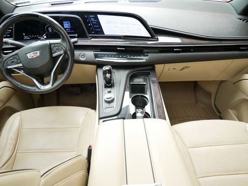 Used 2023 Cadillac Escalade Premium Luxury w/ LPO, Radiant Package AWD/4WD image 14
