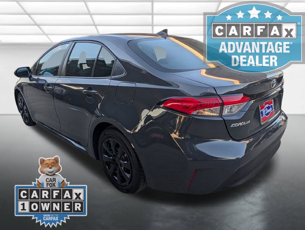 Used 2025 Toyota Corolla LE FWD image 2