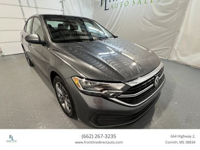 Used 2023 Volkswagen Jetta SE