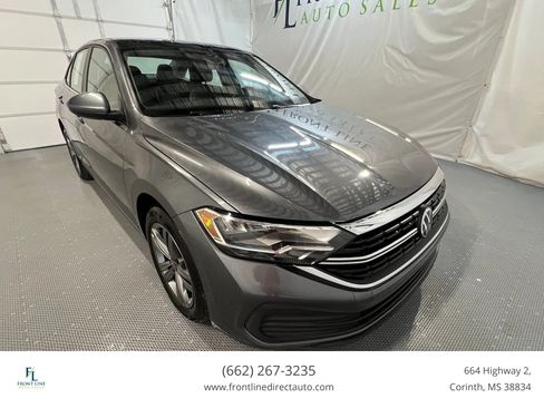 Used 2023 Volkswagen Jetta SE FWD image 1