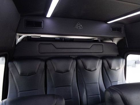 Used 2019 Mercedes-Benz Sprinter 3500 image 41